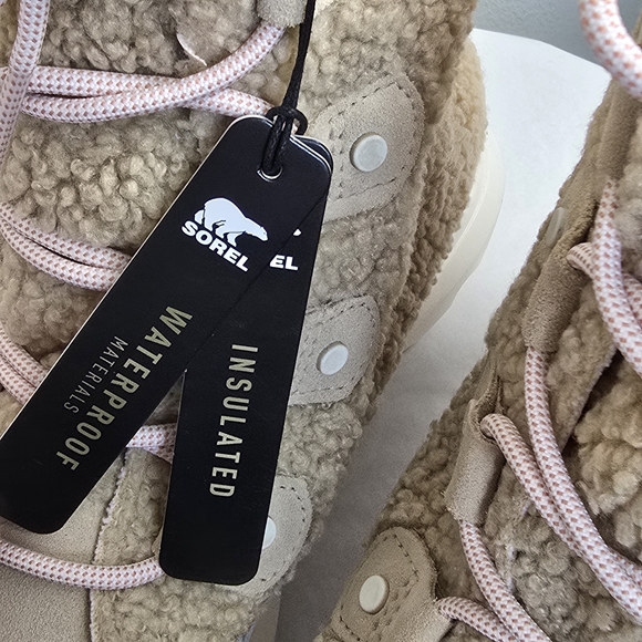 NWT Sorel Beige and Cream Winter Waterproof Boots Women's - Picture 8 of 10